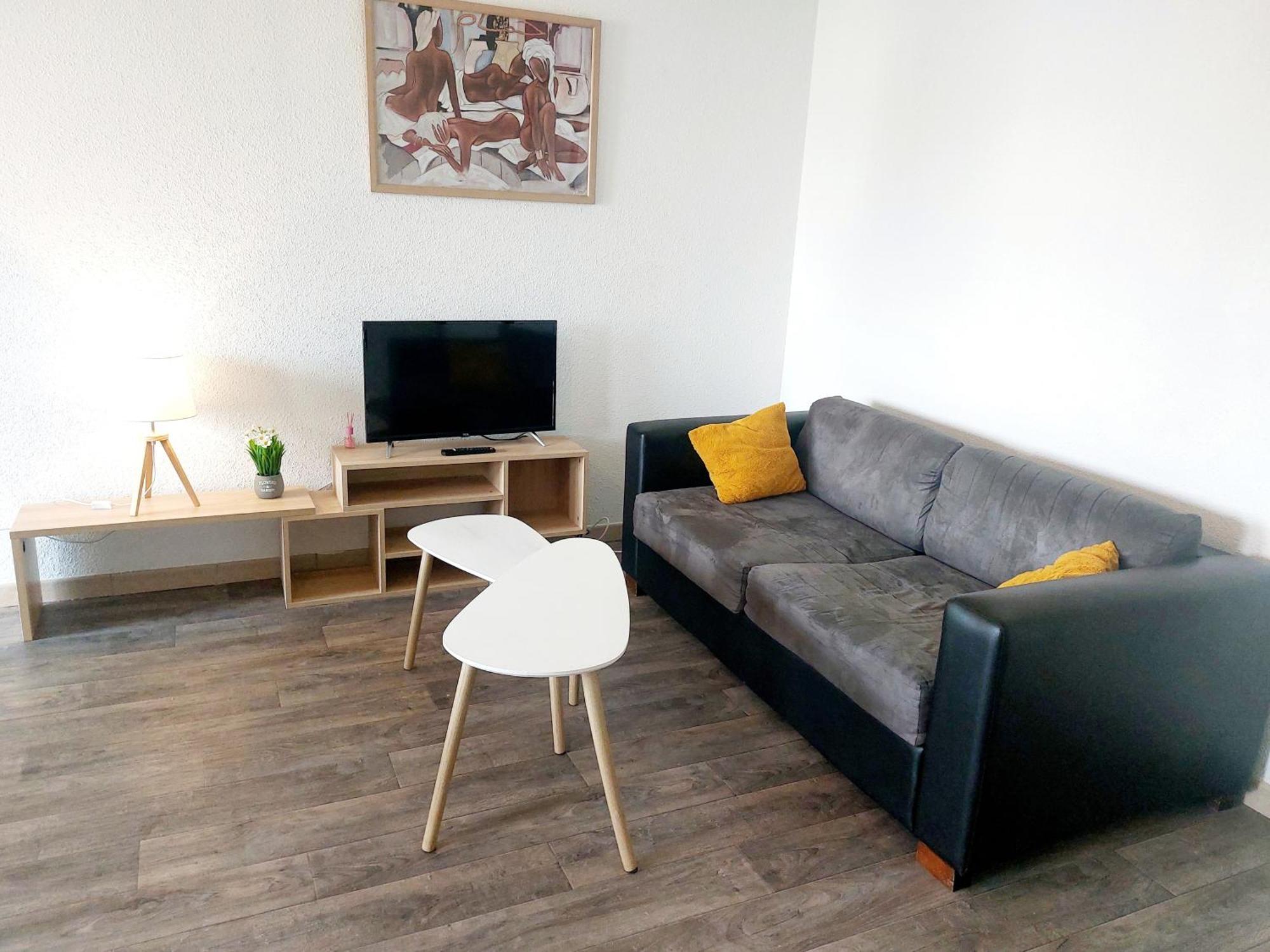 Le Montauriol - Logement Avec Terrasse - Piscine -Tennis - Place De Parking Privee Apartment Montauban Exterior photo